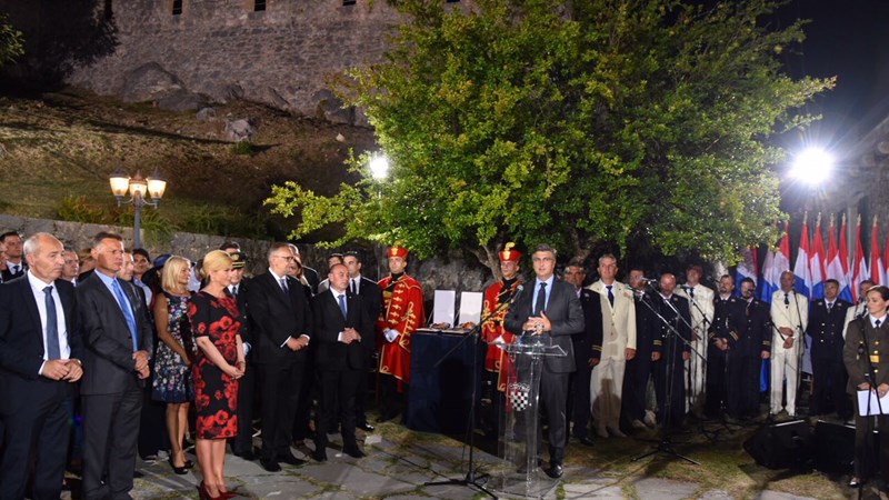 U svakodnevnom zalaganju za bolju Domovinu vodit će nas požrtvovnost i povijesni uspjeh hrvatskih branitelja